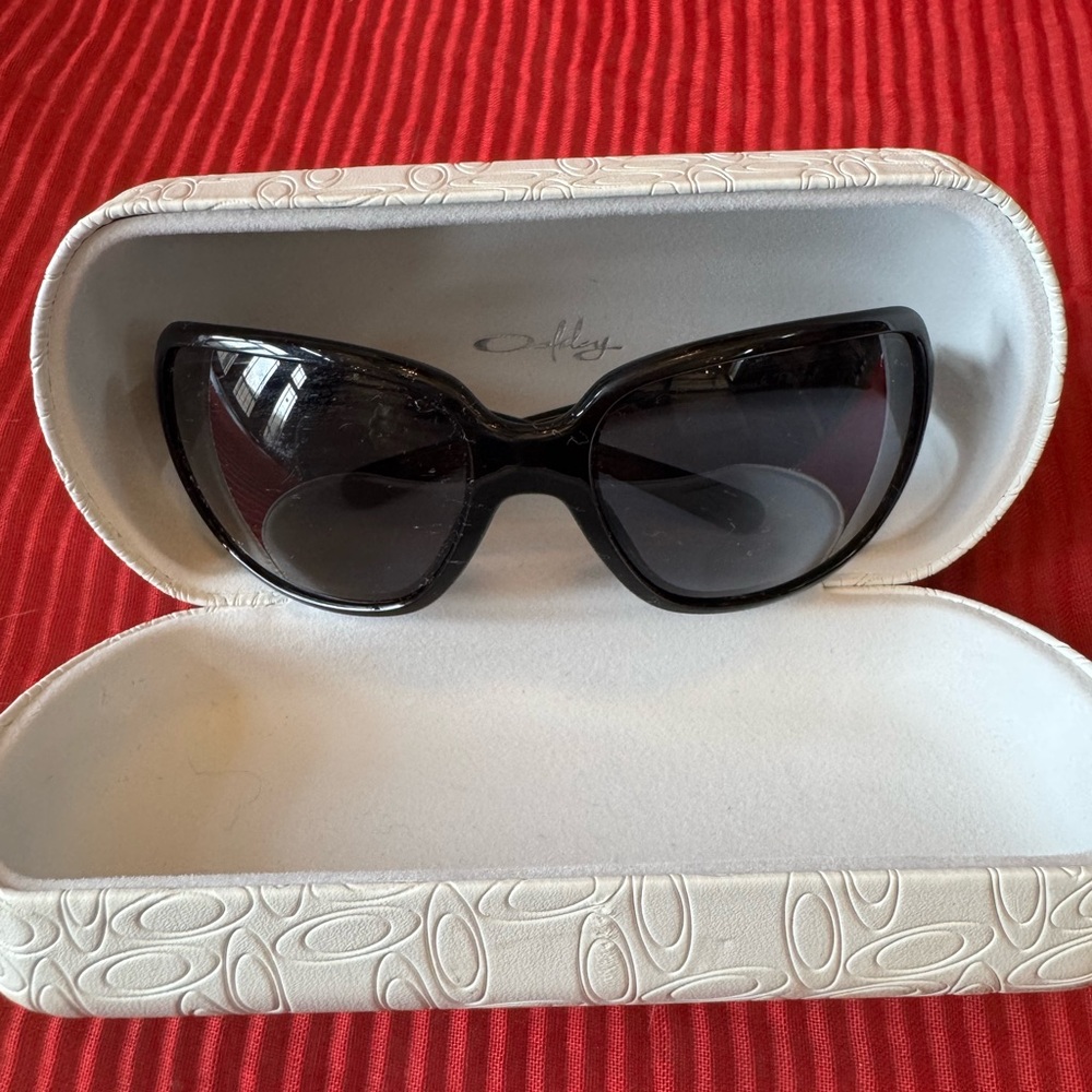 Oakley Women's Black Sunglasses